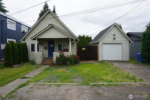 608 S 6th Ave. Kelso WA 98626