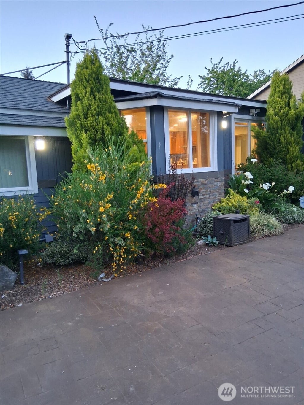 Photo of 8242 S 128th Street, Seattle, WA 98178 (MLS # 2558812)
