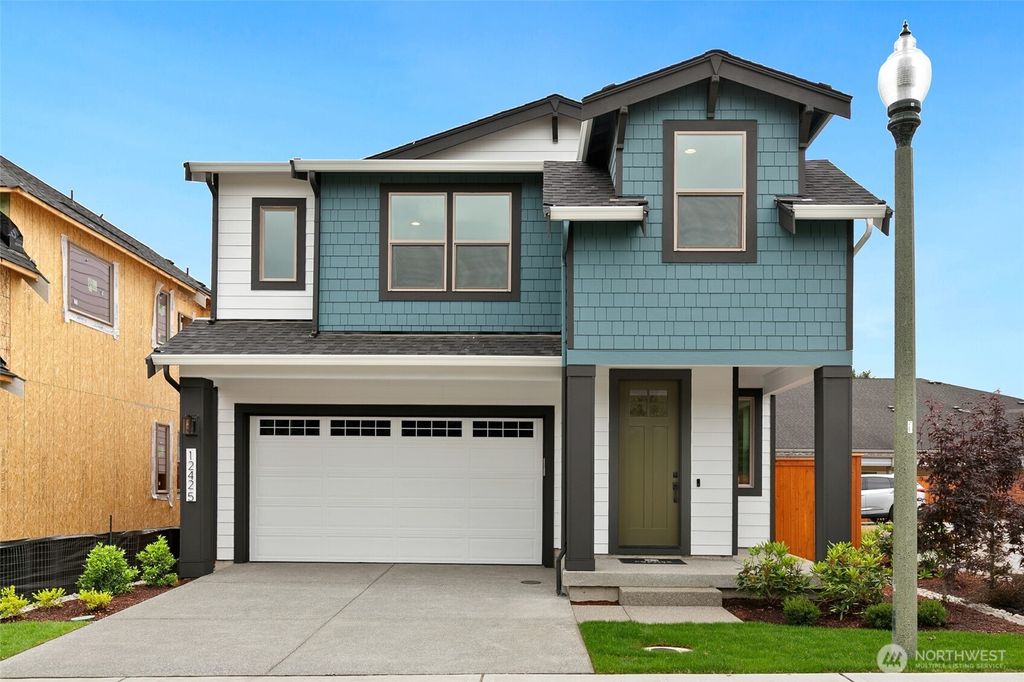 Photo of 12433 SE 256th Place #4, Kent, WA 98030 (MLS # 2402316)