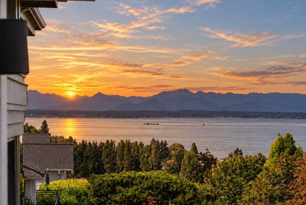 Photo of 2103 NW 96th, Seattle, WA 98117 (MLS # 2599303)