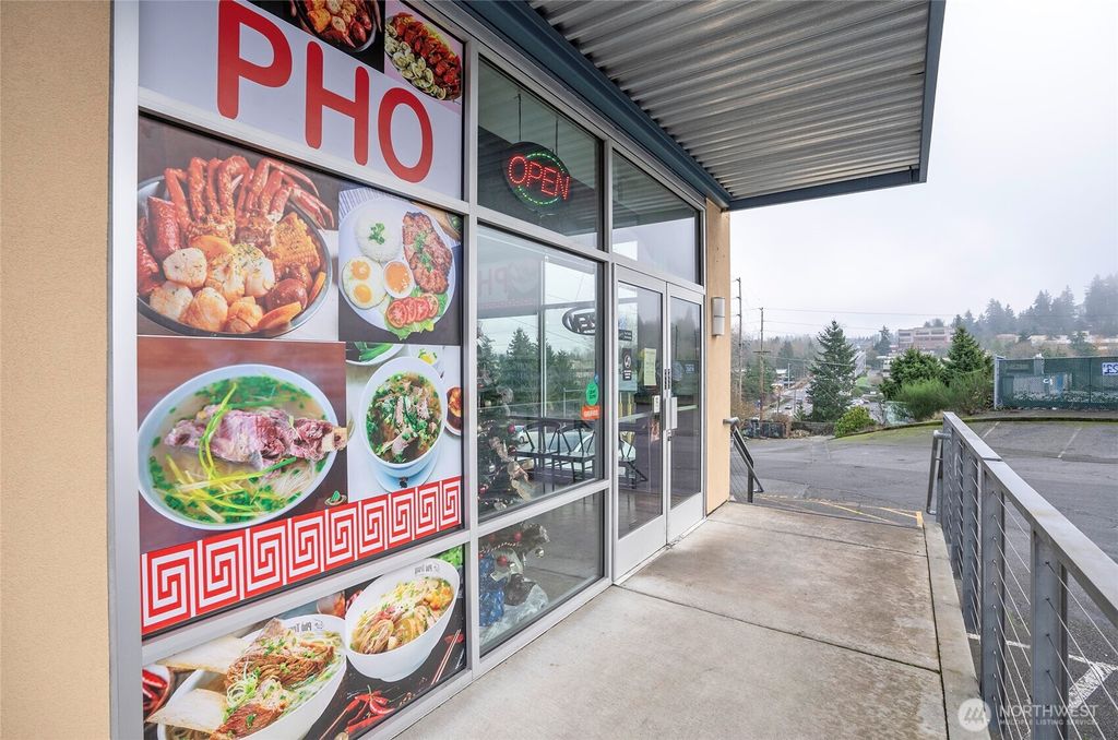 Photo of 22001 Highway 99 #400, Edmonds, WA 98026 (MLS # 2485593)