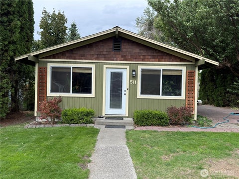 Photo of 511 W 13th Avenue, Ellensburg, WA 98926 (MLS # 2582159)