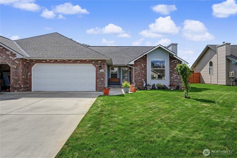 Photo of 7800 Olmstead Court, Yakima, WA 98903 (MLS # 2579078)