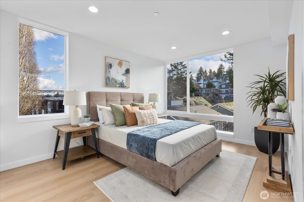 Photo of 3114 Queen Anne Avenue N, Seattle, WA 98119 (MLS # 2495268)