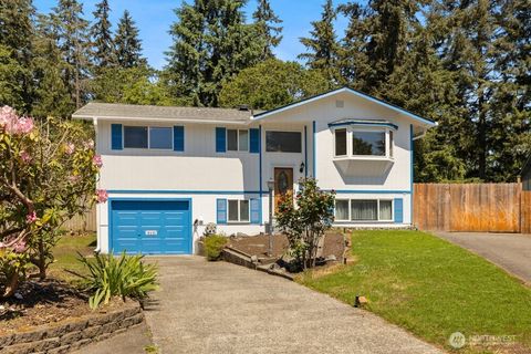 Photo of 15406 24th Avenue E, Tacoma, WA 98445 (MLS # 2529770)
