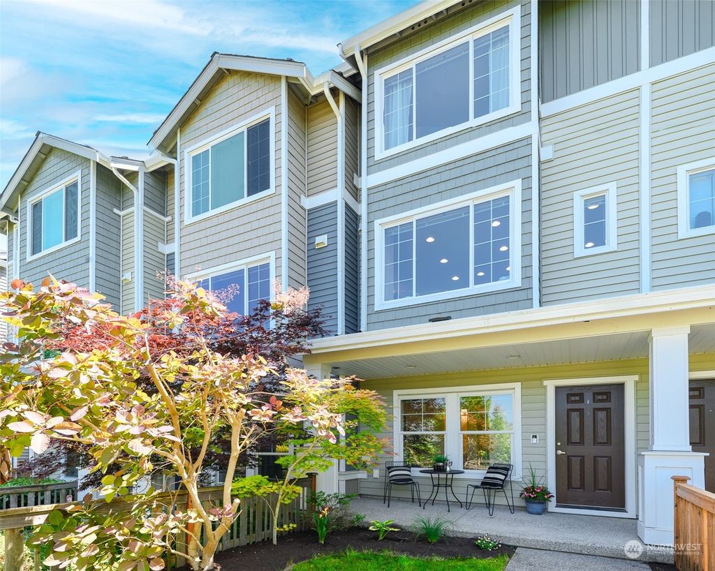 Photo of 6424 High Point Drive SW, Seattle, WA 98126 (MLS # 2076389)