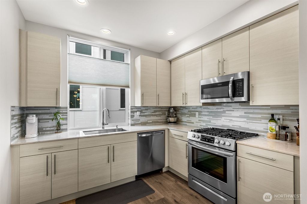 Photo of 8821 9th Avenue SW #B, Seattle, WA 98106 (MLS # 2341174)
