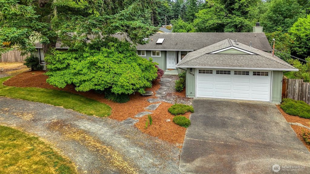 Photo of 2906 244th Avenue SE, Sammamish, WA 98075 (MLS # 2393787)