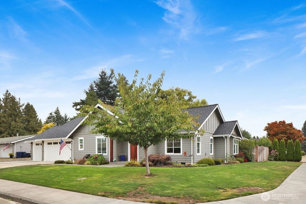 Photo of 1200 W Park Street, Lynden, WA 98264 (MLS # 2582195)