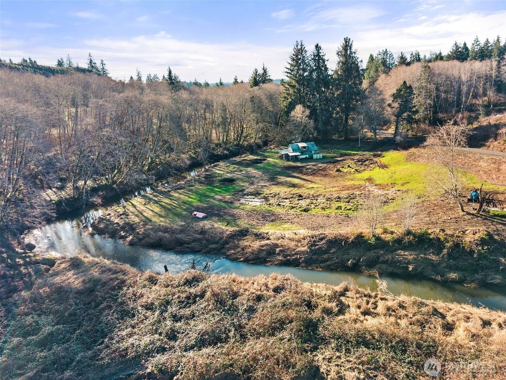 Photo of 138 Ward Creek Rd Rd, Raymond, WA 98577 (MLS # 2467315)