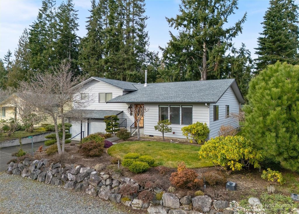 Photo of 187 Sunland Drive, Sequim, WA 98382 (MLS # 2484400)