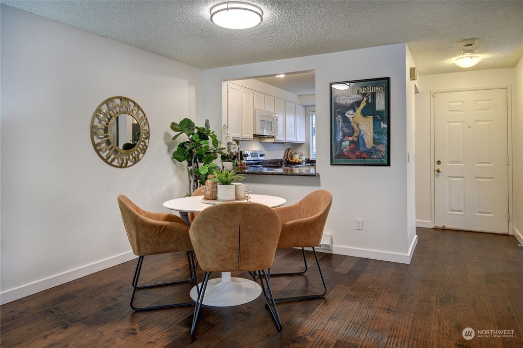 Photo of 12387 SE 41st Lane #60, Bellevue, WA 98006 (MLS # 2326215)