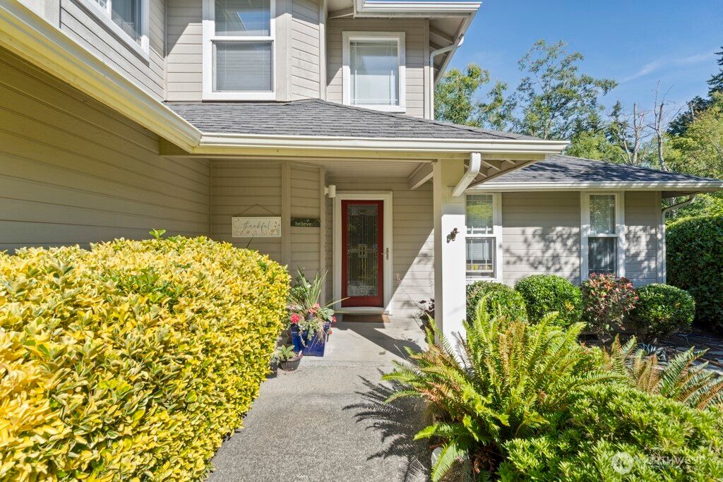 Photo of 10121 64th Place W, Mukilteo, WA 98275 (MLS # 2404865)
