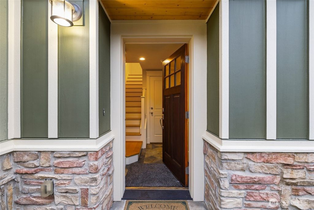 Photo of 108 17th Avenue #A, Seattle, WA 98122 (MLS # 2448011)