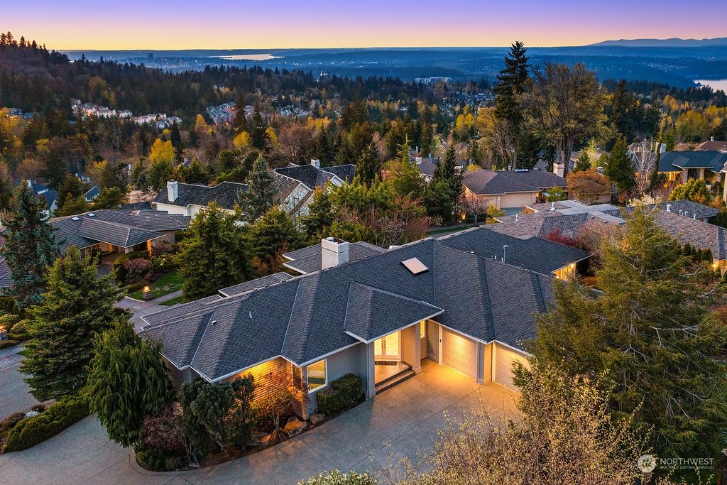 Photo of 5832 167th Avenue SE, Bellevue, WA 98006 (MLS # 2059685)