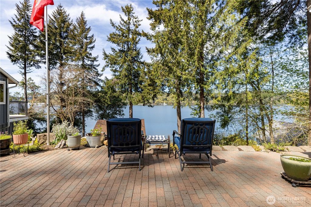 Photo of 291 E Midway Lane, Shelton, WA 98584 (MLS # 2516016)