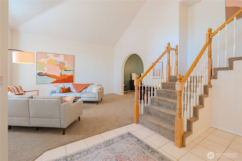 12714 SE Angus