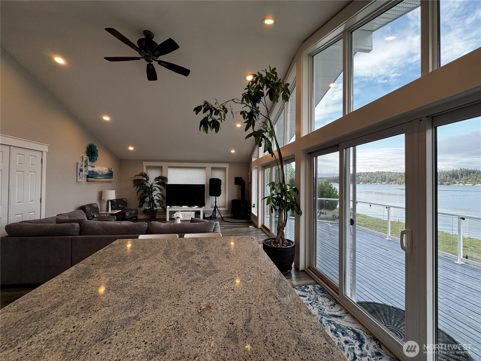 7360 E Grapeview Loop Road