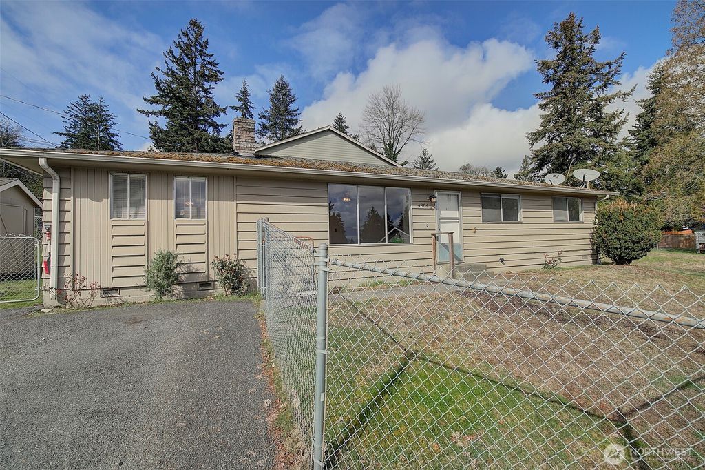 Photo of 4804 S 166th Street, SeaTac, WA 98188 (MLS # 2349446)