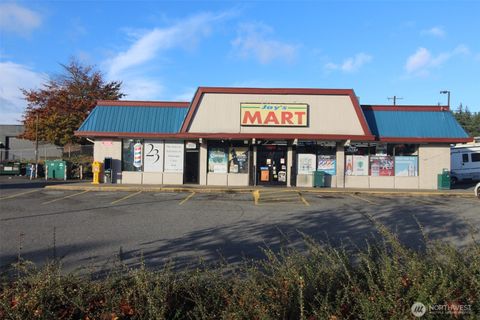 Photo of 15805 1st Avenue S, Burien, WA 98148 (MLS # 2449084)