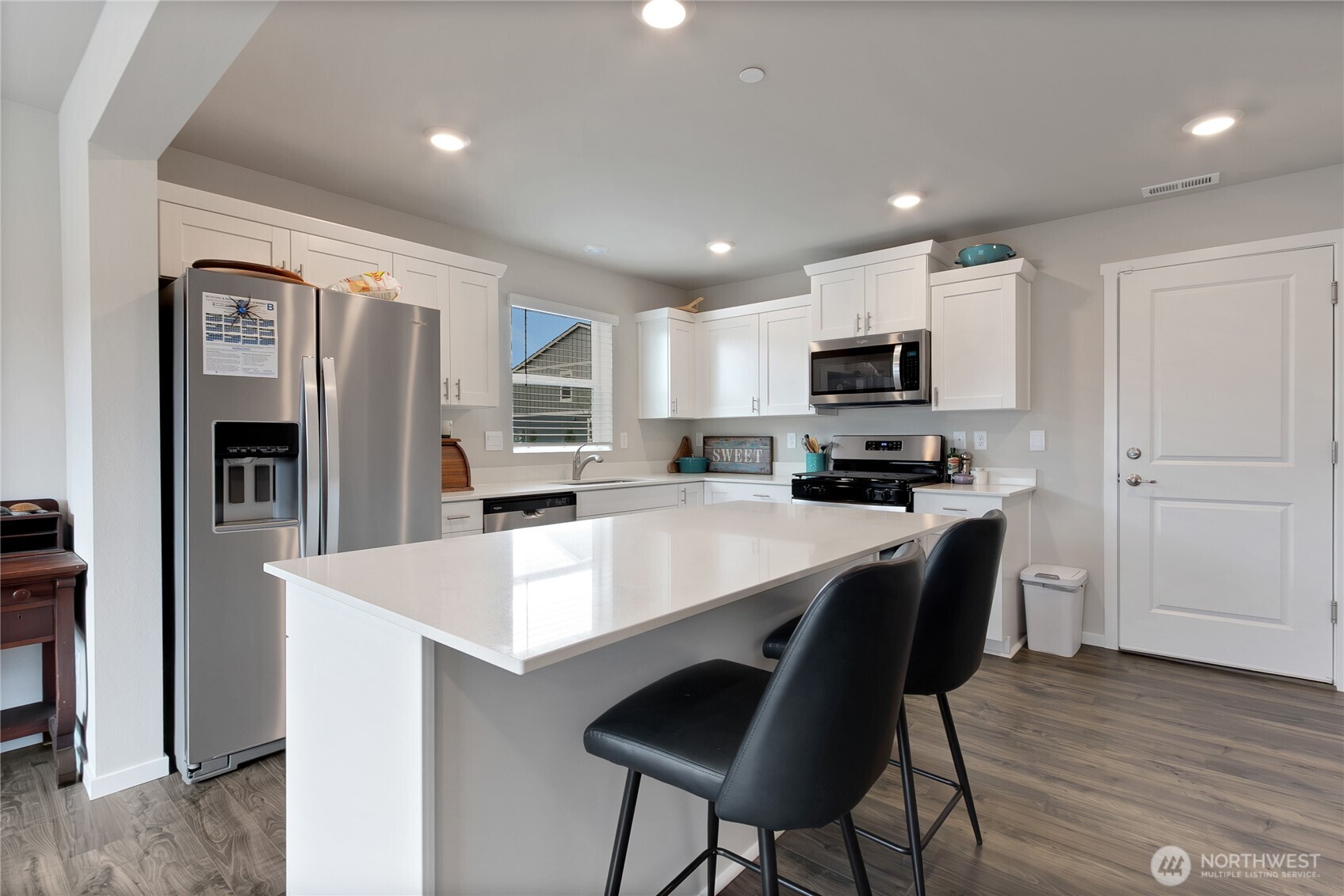 15819 Elm Street E 17