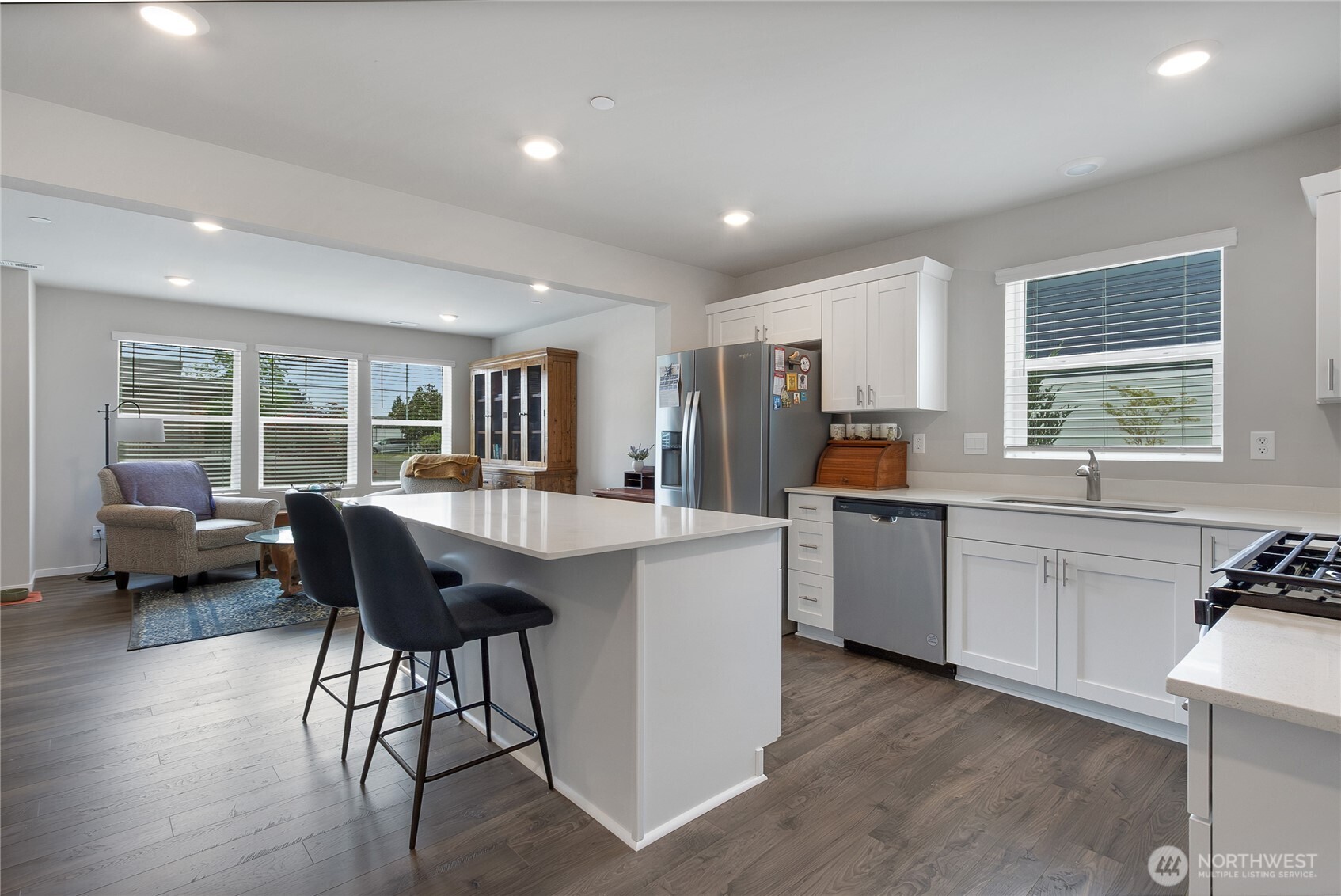 15819 Elm Street E 17