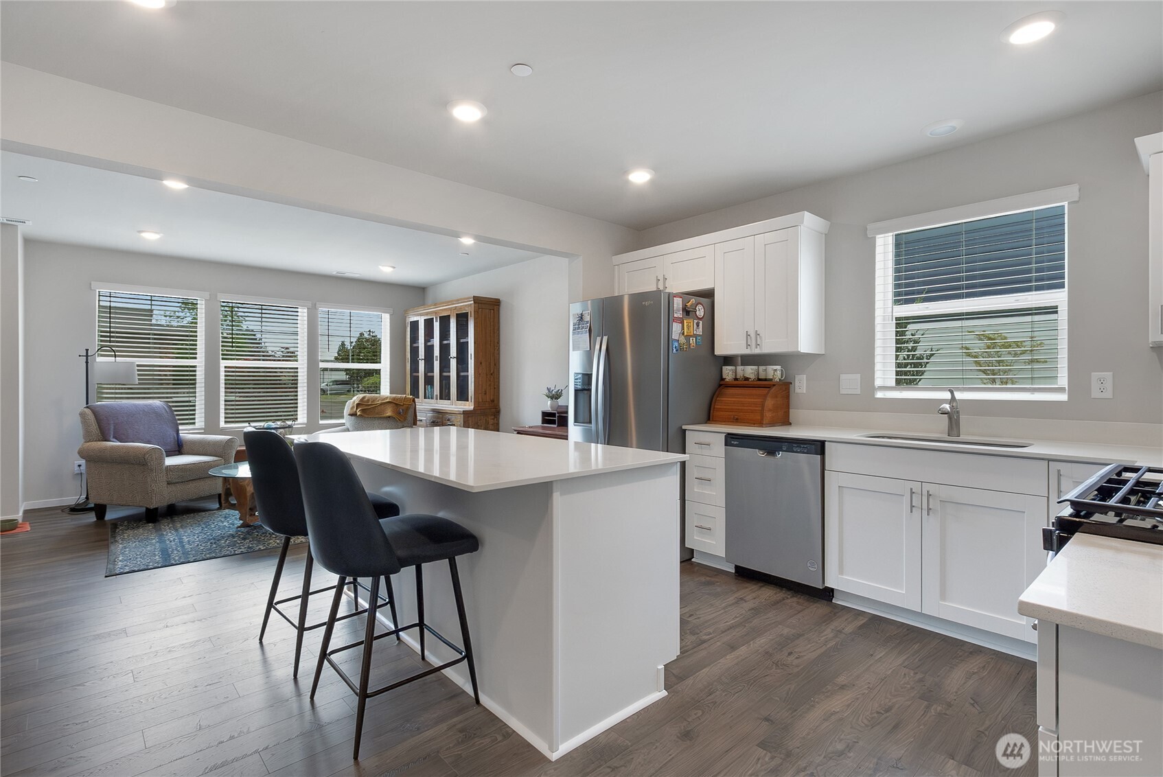 15819 Elm Street E 17