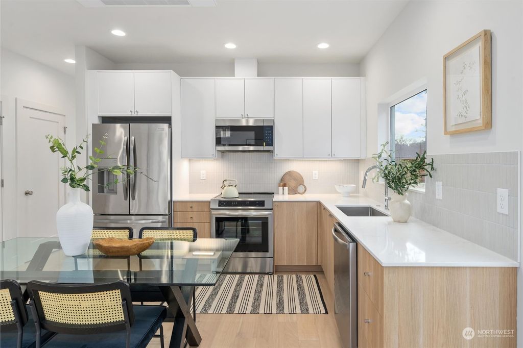 Photo of 4129 48th Avenue S, Seattle, WA 98118 (MLS # 2319310)