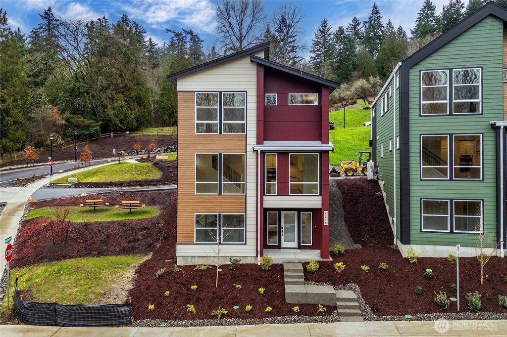 Photo of 4279 Aberdeen Way NE, Renton, WA 98056 (MLS # 2521492)