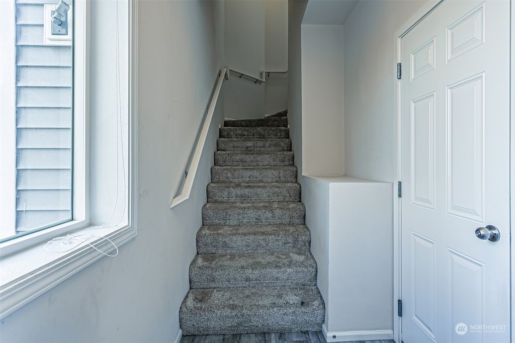 Photo of 4001 S 211 Place #C3, SeaTac, WA 98198 (MLS # 2186240)