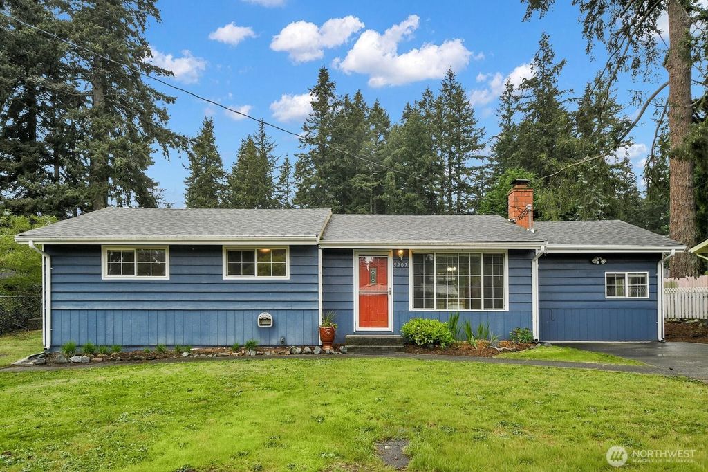 Photo of 5907 177th Street SW, Lynnwood, WA 98037 (MLS # 2523519)