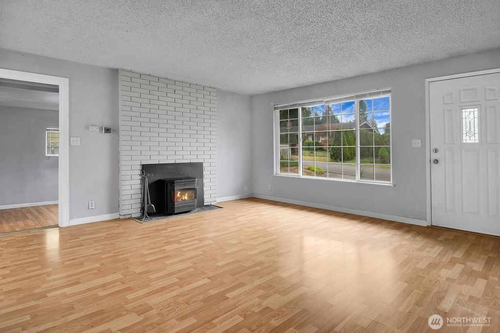 Photo of 5907 177th Street SW, Lynnwood, WA 98037 (MLS # 2523519)