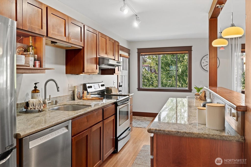 Photo of 461 N 45th Street #Unit 6, Seattle, WA 98103 (MLS # 2580533)