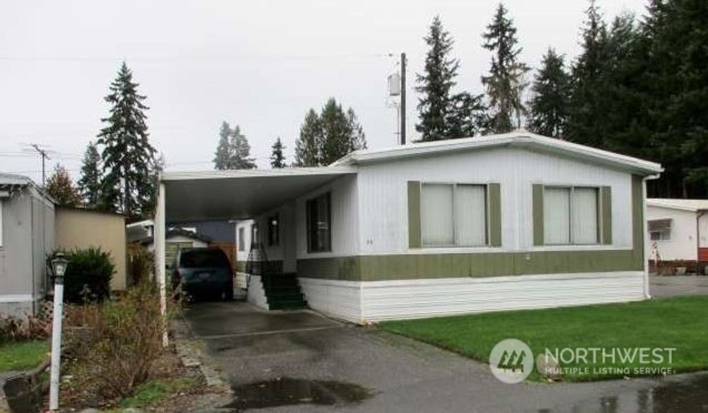 Photo of 1919 196th Street SW #32, Lynnwood, WA 98036 (MLS # 2015044)