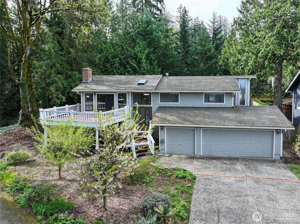 Photo of 17103 SE 41st Street, Bellevue, WA 98008 (MLS # 2355676)