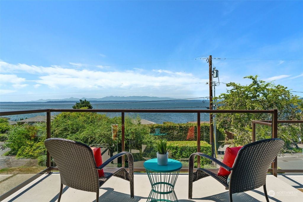 Photo of 15925 75th Place W, Edmonds, WA 98026 (MLS # 2139982)