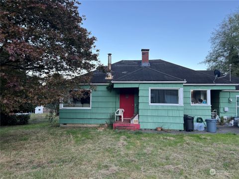 Photo of 953 Ballentine Street, Raymond, WA 98577 (MLS # 2301058) Photo of 953 Ballentine Street, Raymond, WA 98577 (MLS # 2301058)