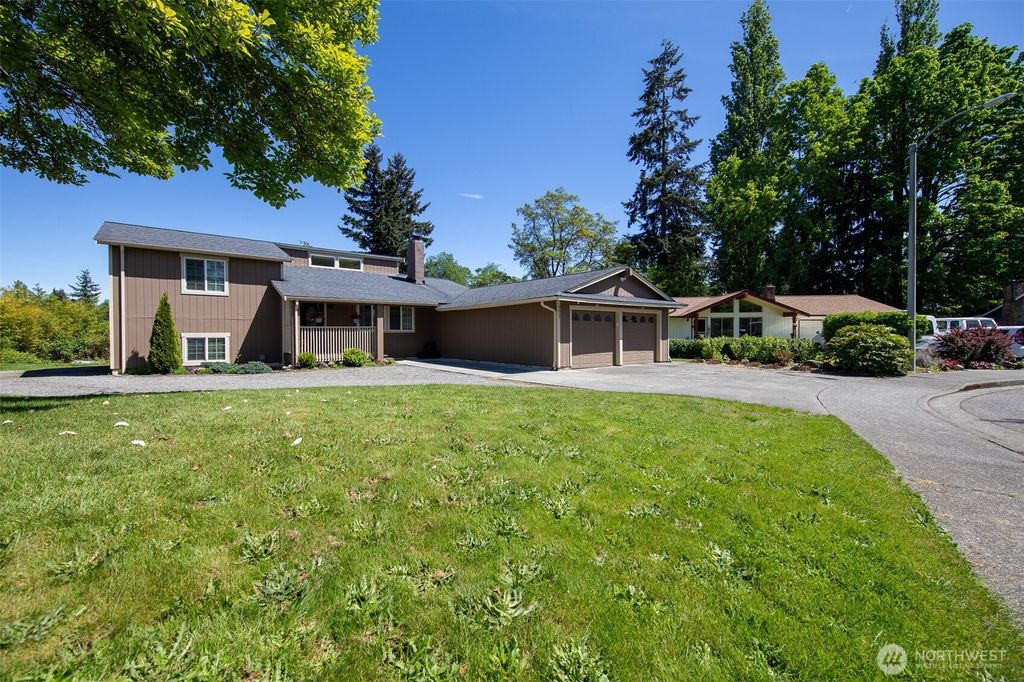 Photo of 9617 Belmont Drive, Everett, WA 98208 (MLS # 2523769)