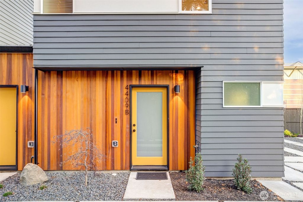 Photo of 4409 B S Holly Street, Seattle, WA 98118 (MLS # 2471628)