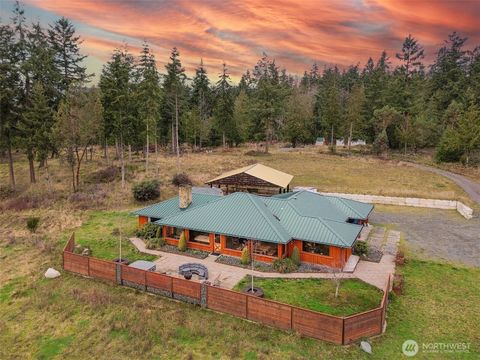 Photo of 127 Lake Farm Road, Port Angeles, WA 98362 (MLS # 2434345)