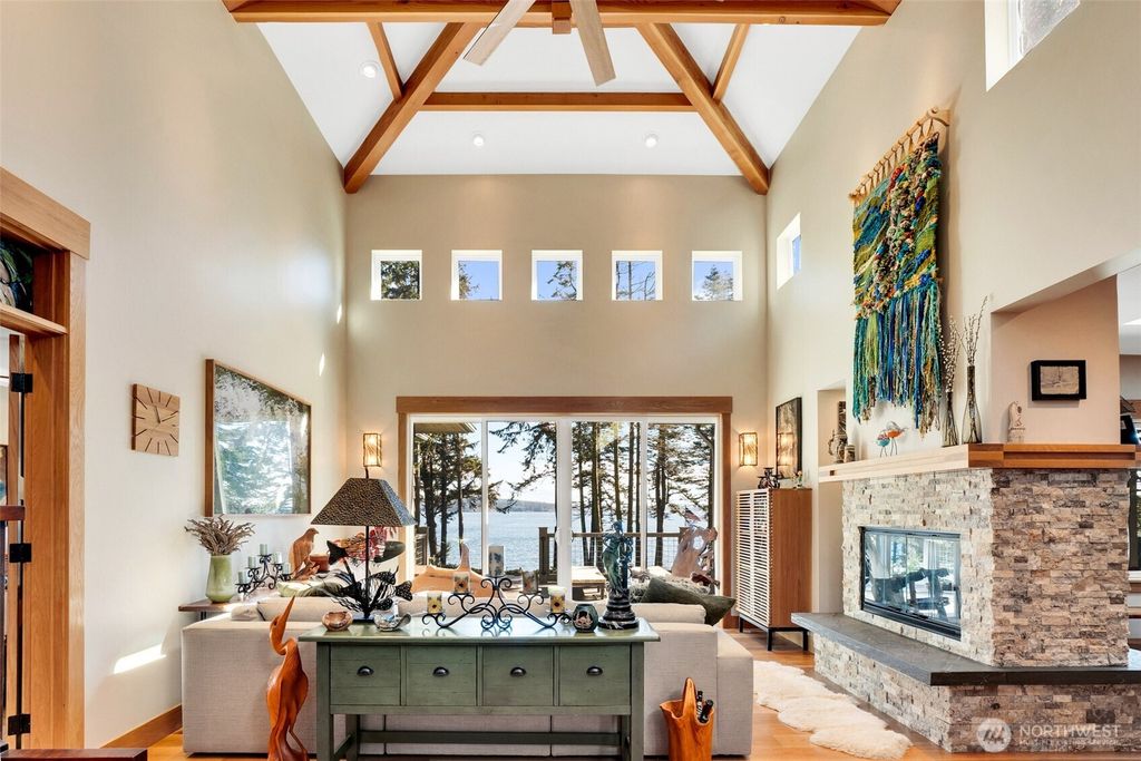 listing image 9361338055566786153