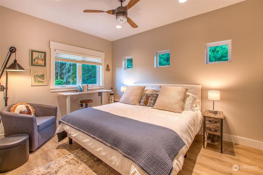 listing image 9369022748951605254