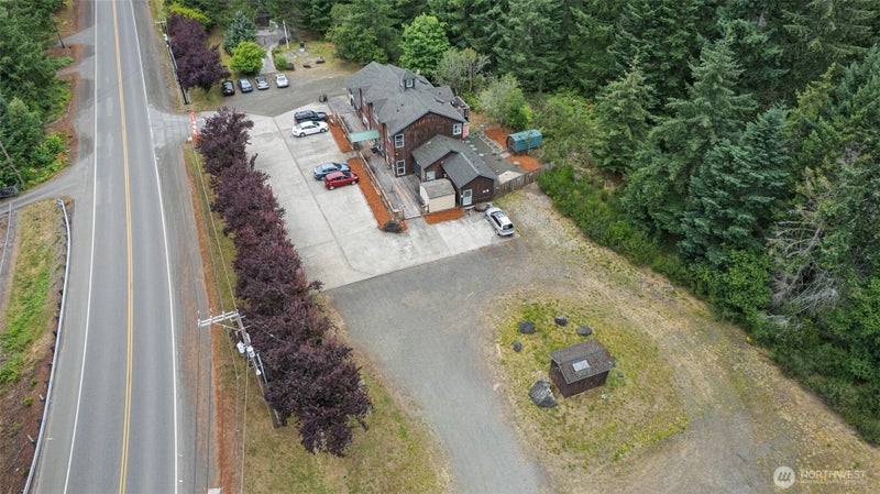 591 E Pickering Road