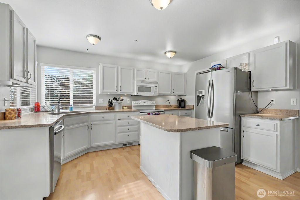 Photo of 1846 Fisher Street, Dupont, WA 98327 (MLS # 2501390)