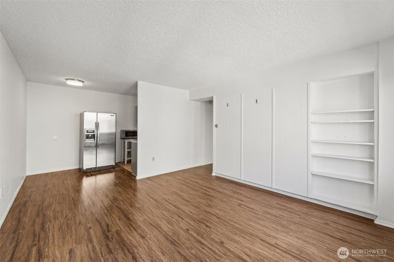 1200 Boylston Avenue 402