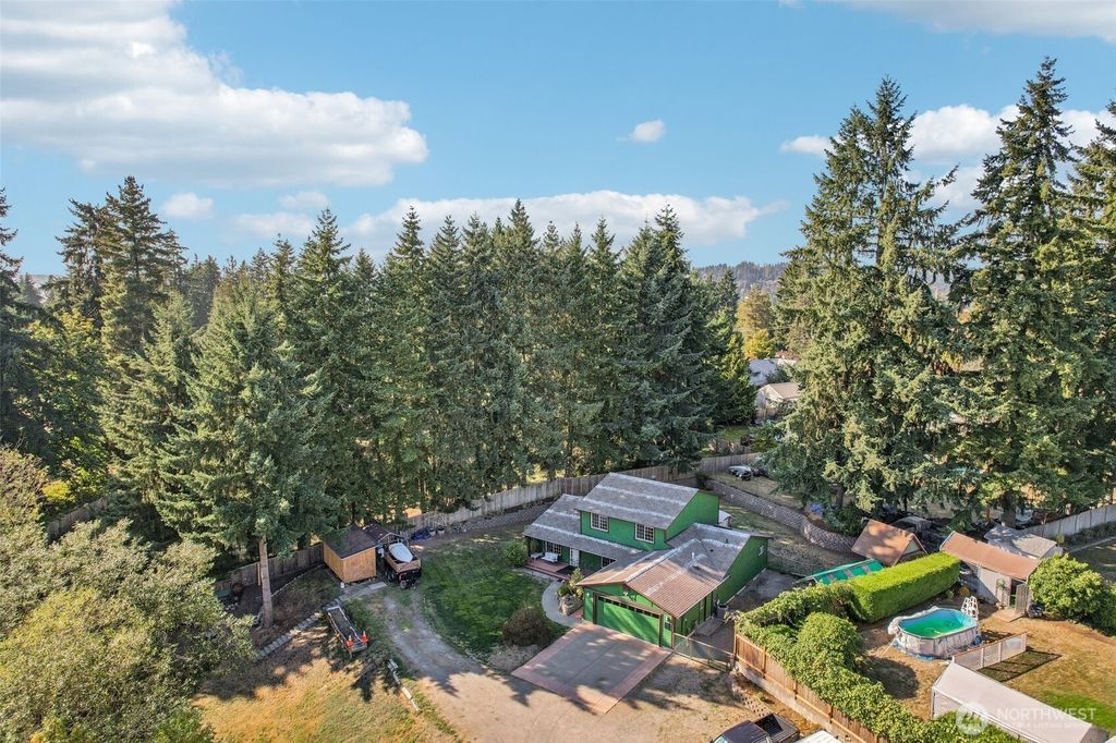 Photo of 2105 13th Avenue, Milton, WA 98354 (MLS # 2437136)