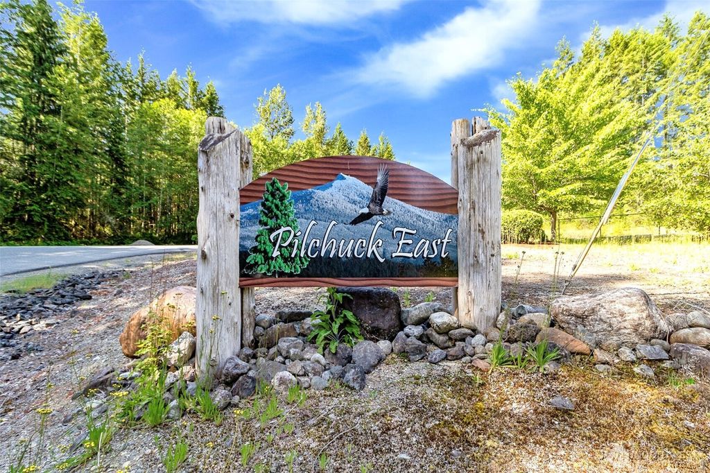 Photo of 6108 213 th Avenue NE, Granite Falls, WA 98252 (MLS # 2387500)