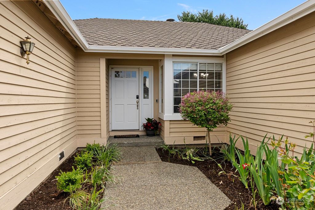 Photo of 25222 161st Place SE, Covington, WA 98042 (MLS # 2232747)