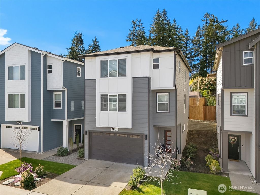 Photo of 22928 80th Park W Park, Edmonds, WA 98026 (MLS # 2503202)