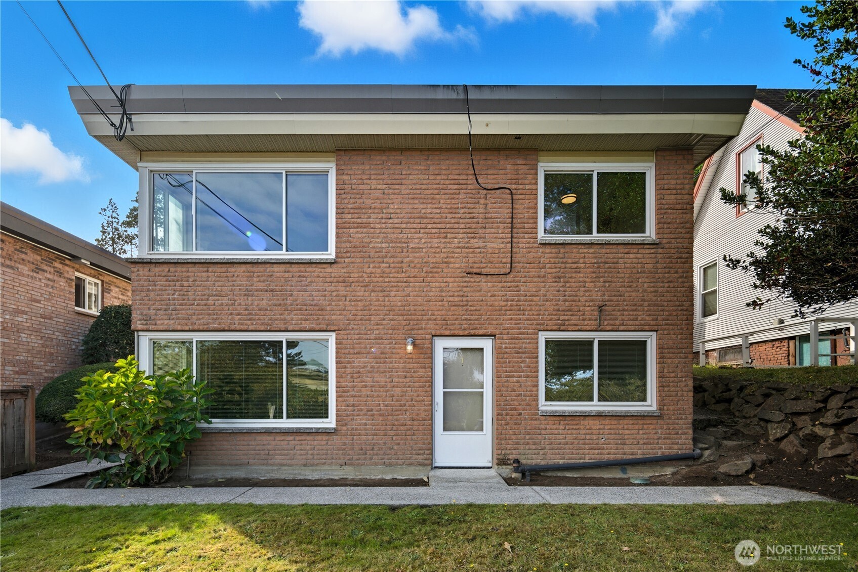 605 W Emerson Street